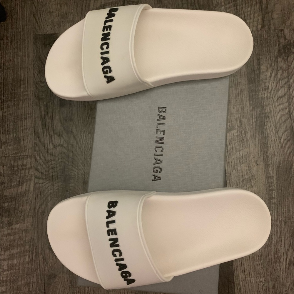 Women Balenciaga slides